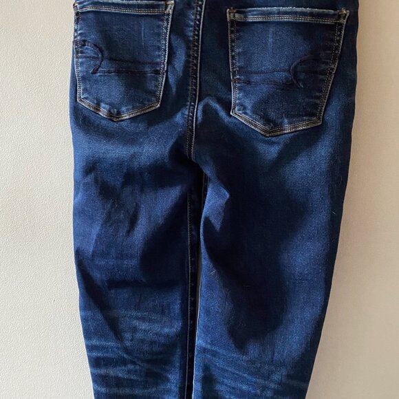 Brand New AE Next Level Ripped High-Waisted Jeans (Discontinued Variation) - Picture 3 of 3